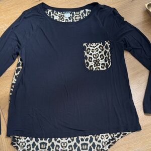 VENUS Black and Leopard Print Long Sleeve Top